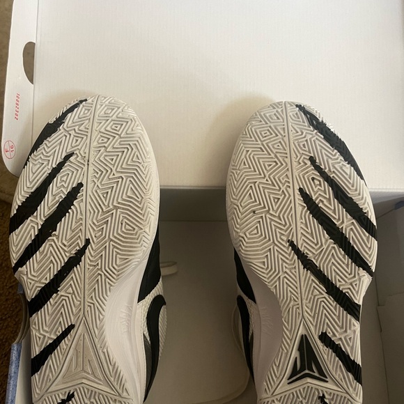 Ja morant 1s - Picture 3 of 3